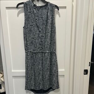 Sleeveless Hilary Radley dress